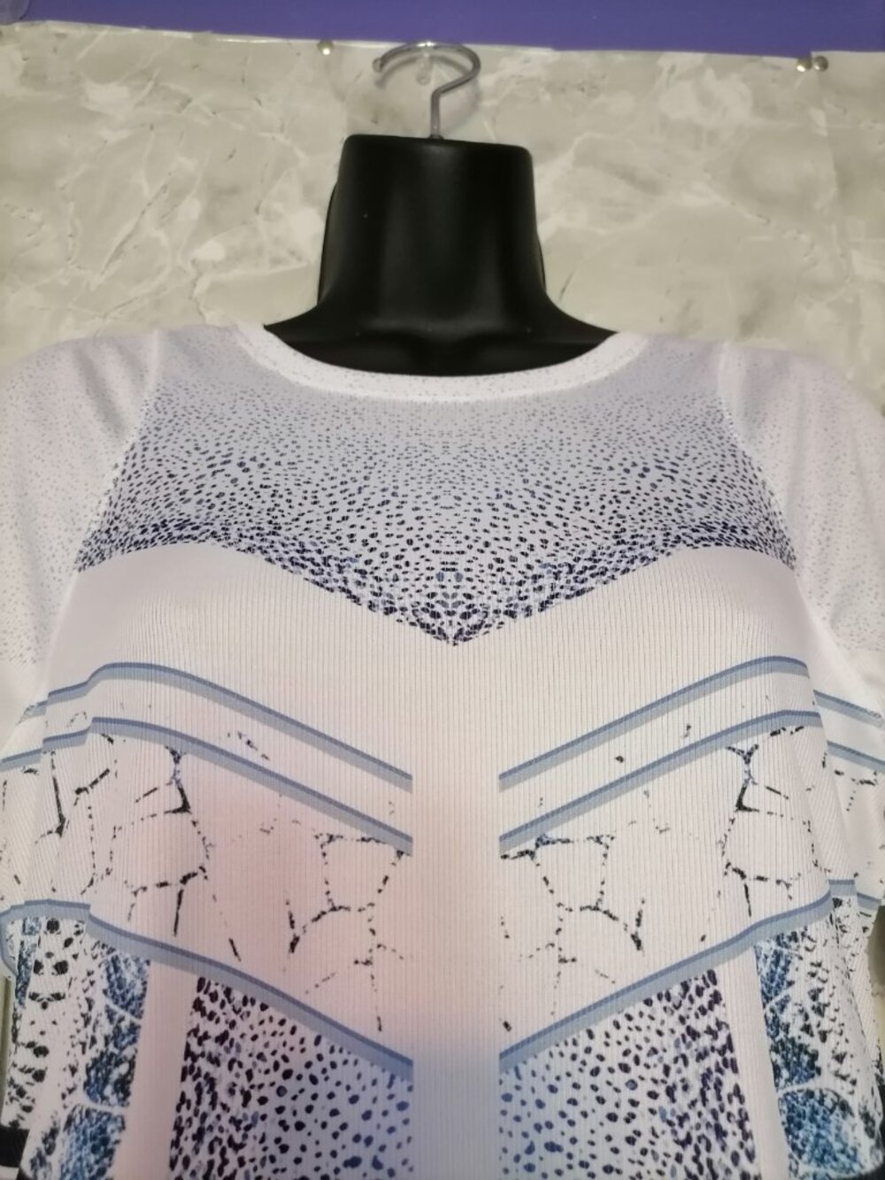 Lucky in Love Long Sleeve Tennis Top Large VAPORTEX Moisture Wicking - Picture 6 of 12